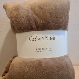 BRAND NEW Calvin Klein Oversized King Blanket